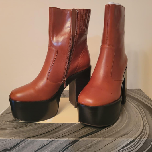 Jeffery Campbell Wild Guess